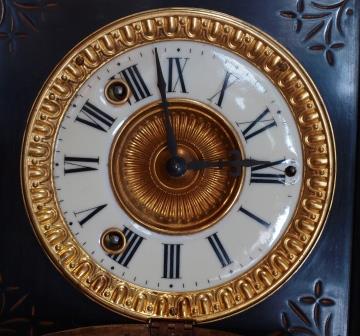 Ansonia cast-steel clock, dial